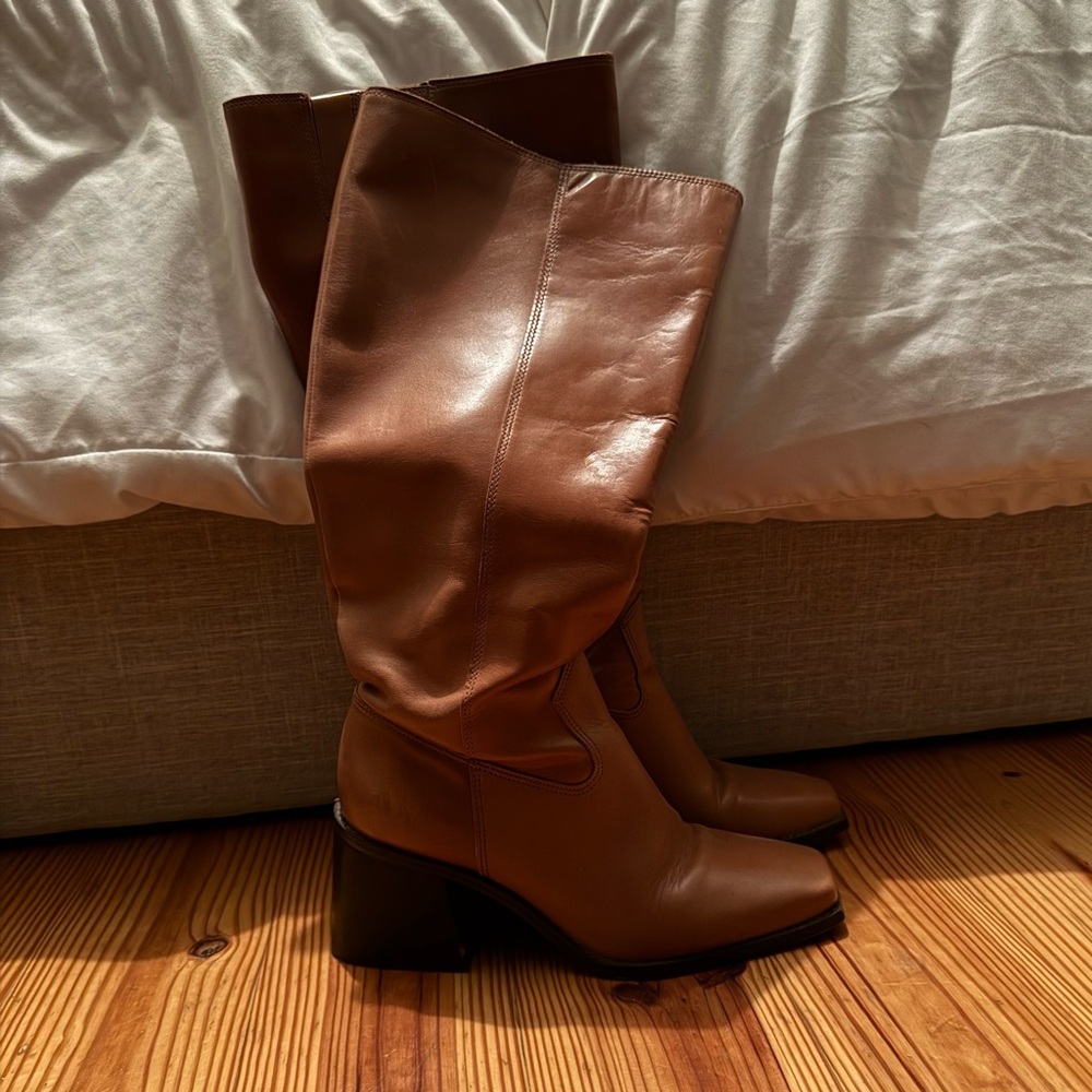 Stuart Weitzman Boots